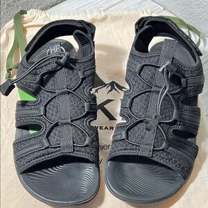 Hike Footwear Baresandals Ergonomic Footbed Sandals black men’s size 7-7.5 EU 40